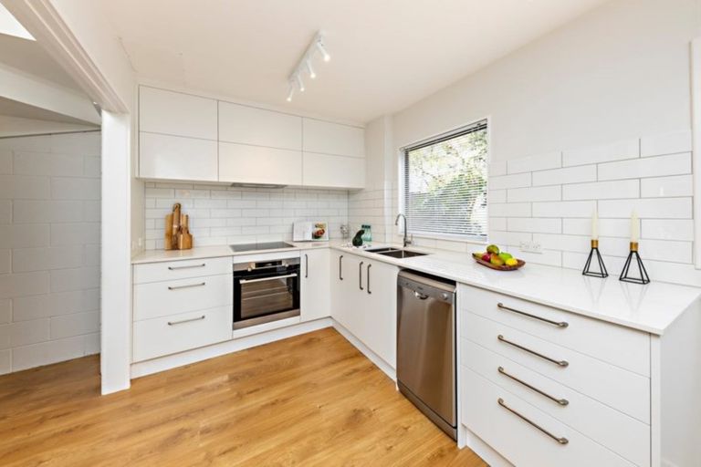 Photo of property in 7/35 Wairakei Street, Greenlane, Auckland, 1051