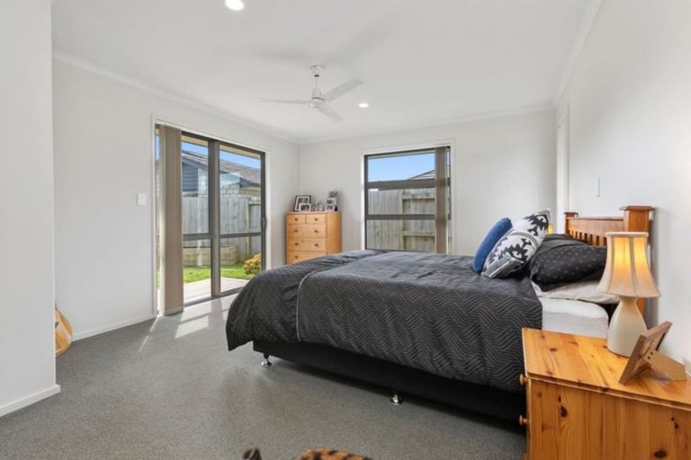 Photo of property in 141 Doncaster Drive, Papamoa Beach, Papamoa, 3118