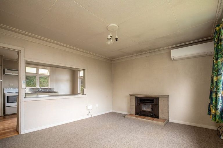 Photo of property in 147 Branxholm Street, Roxburgh, 9500