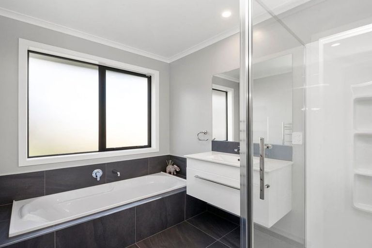 Photo of property in 6 Maunganamu Drive, Wharewaka, Taupo, 3330