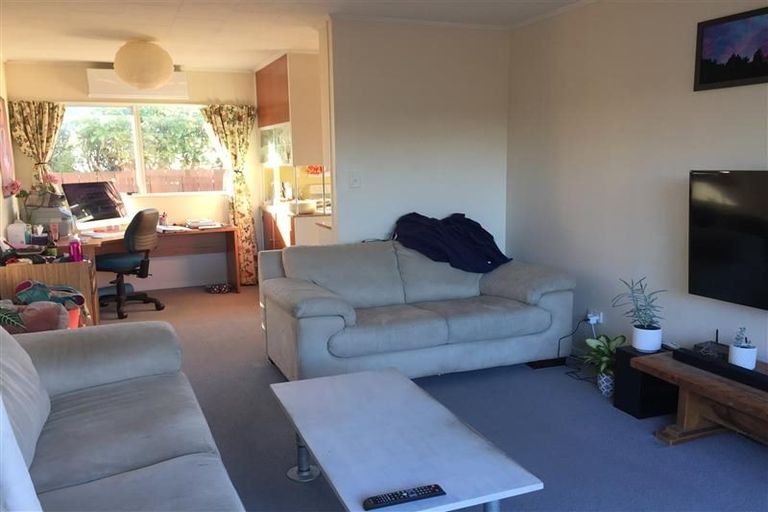 Photo of property in 2/17 Cambria Street, The Wood, Nelson, 7010