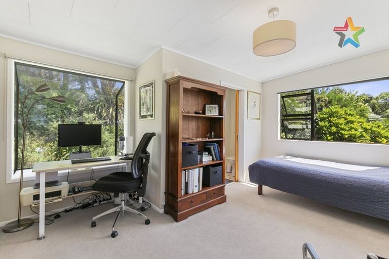 Photo of property in 80 Korokoro Road, Korokoro, Lower Hutt, 5012