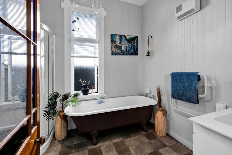 Photo of property in 13 Albion Street, Hawera, 4610