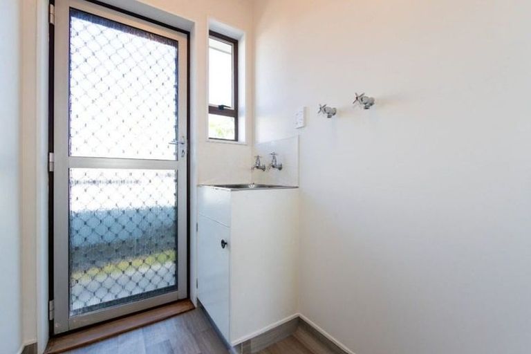 Photo of property in 2/408 Mclean Street, Saint Leonards, Hastings, 4120