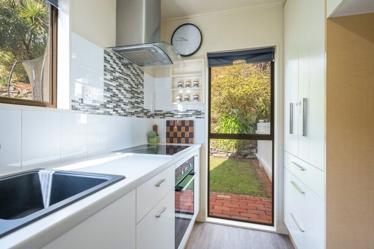 Photo of property in 22 Wastney Terrace, Marybank, Nelson, 7010