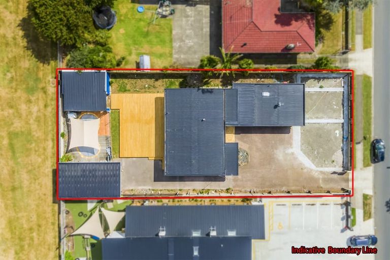 Photo of property in 32 Beach Road, Pahurehure, Papakura, 2113