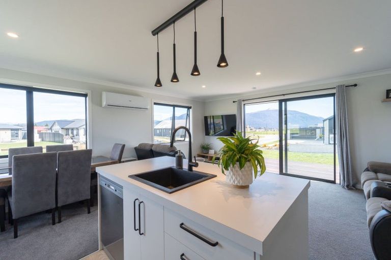 Photo of property in 9 Millar Place, Te Anau, 9679