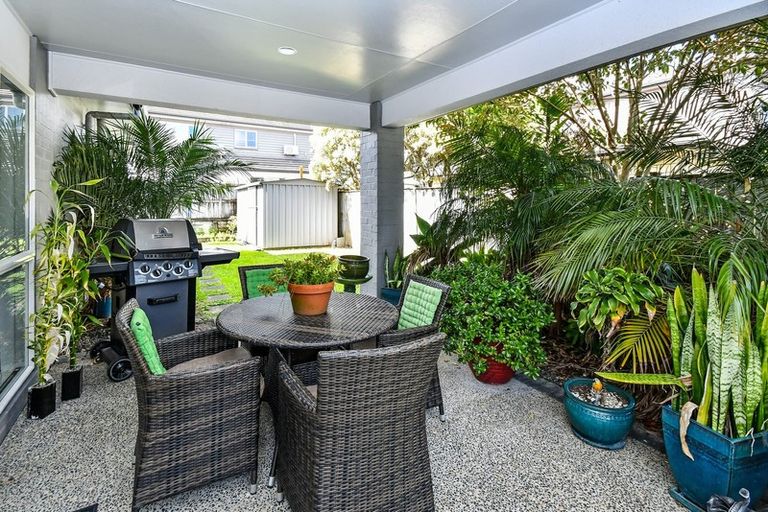 Photo of property in 4 Glasson Avenue, Flat Bush, Auckland, 2016