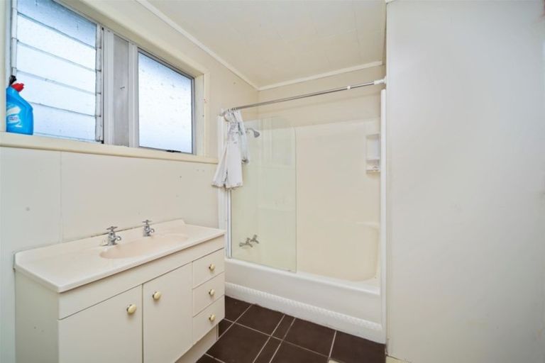 Photo of property in 88 South Road, Manaia, 4612