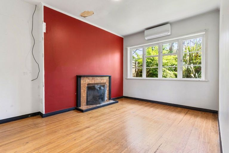 Photo of property in 14 Westmere Crescent, Westmere, Auckland, 1022