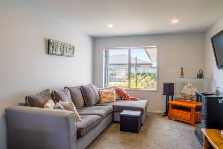 Photo of property in 45 Dawn Parade, Coastlands, Whakatane, 3120