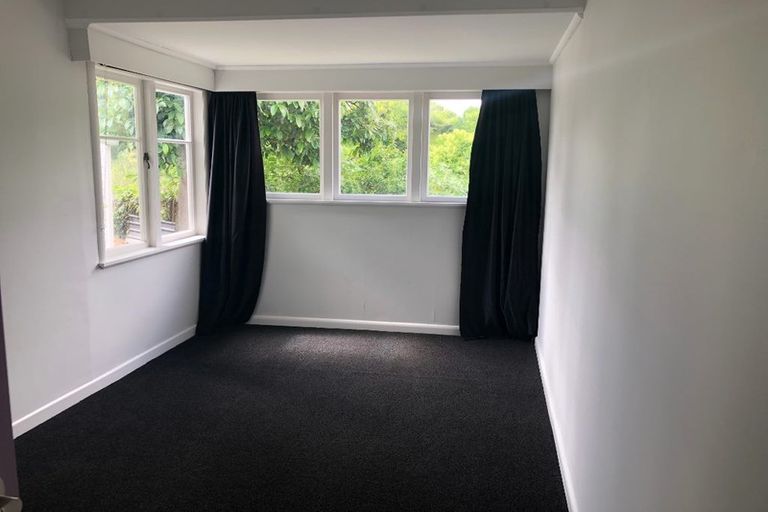 Photo of property in 11 Moncrieff Avenue, Fairfield, Hamilton, 3214