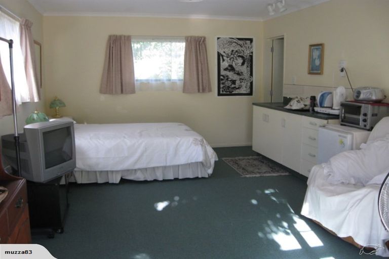 Photo of property in 17 Beech Court, Welcome Bay, Tauranga, 3175