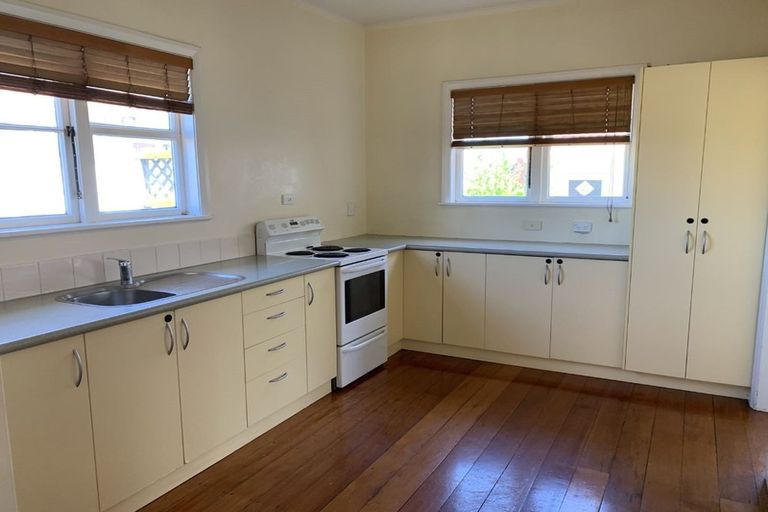 Photo of property in 26 Bedford Road, Marewa, Napier, 4110