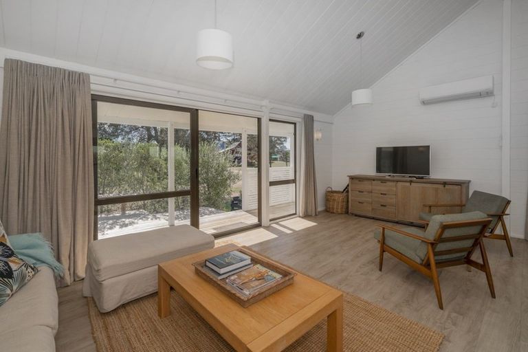 Photo of property in 1 Mccormick Place, Pauanui, Hikuai, 3579