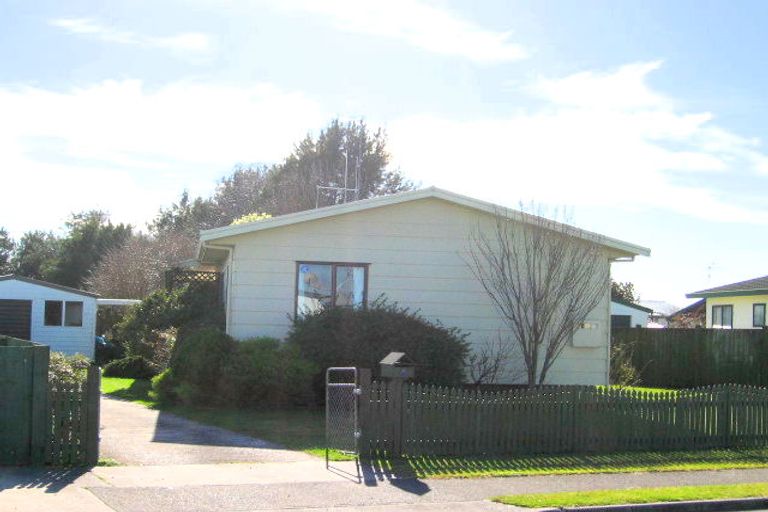 Photo of property in 4 Aintree Street, Nawton, Hamilton, 3200