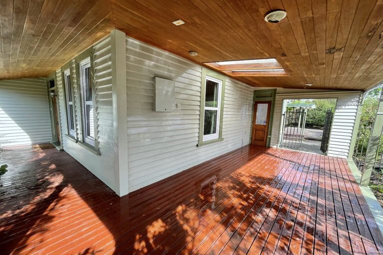 Photo of property in 135 Somerfield Street, Somerfield, Christchurch, 8024