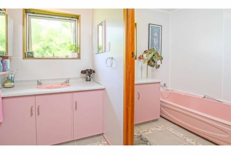 Photo of property in 95 Landing Road, Kerikeri, 0230