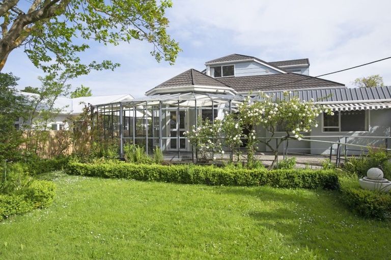 Photo of property in 94 Retreat Road, Avonside, Christchurch, 8061