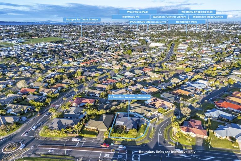Photo of property in 51 Semillon Avenue, Henderson, Auckland, 0612