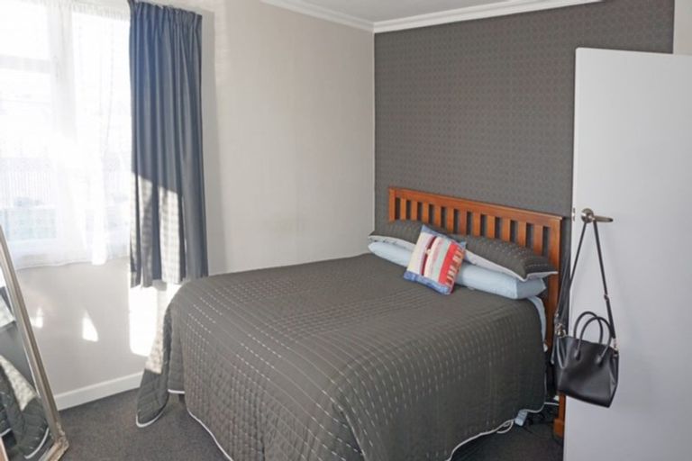 Photo of property in 143 Stobo Street, Grasmere, Invercargill, 9810