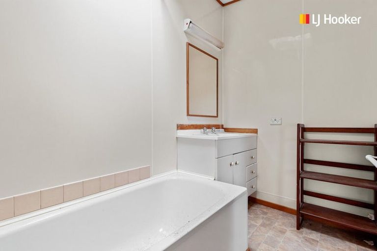 Photo of property in 24 Cooper Street, Mornington, Dunedin, 9011