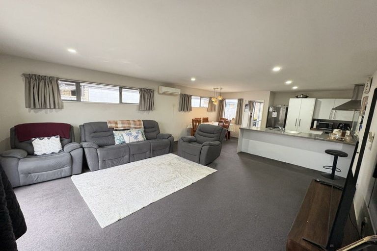 Photo of property in 19 Charente Way, Yaldhurst, Christchurch, 8042