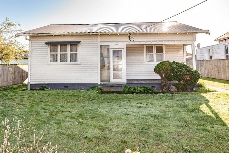 Photo of property in 256 Heads Road, Gonville, Whanganui, 4501
