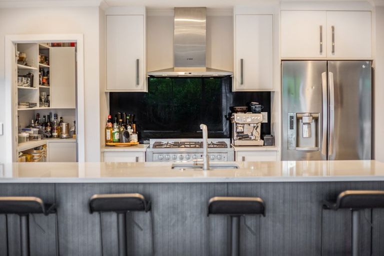 Photo of property in 17 Kepler Way, Aotea, Porirua, 5024