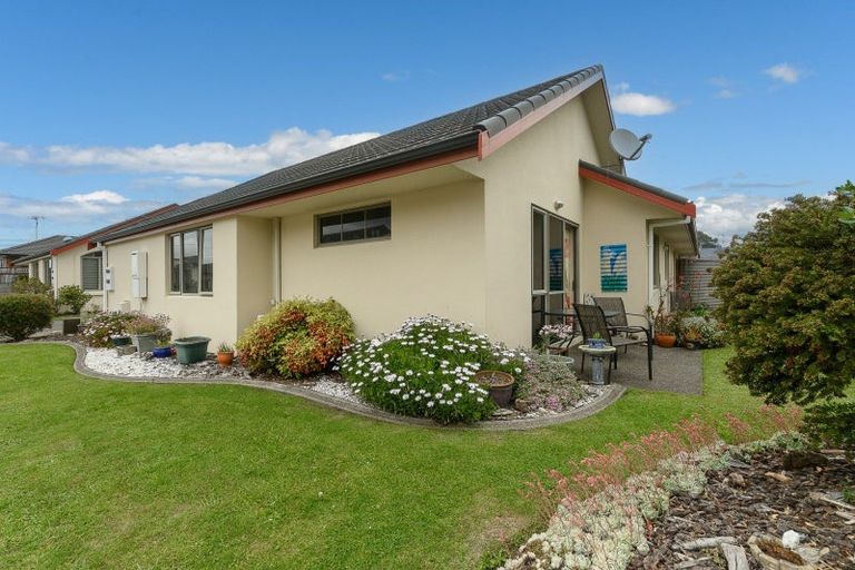 Photo of property in Orange Grove Village, 8/22 Pyes Pa Road, Pyes Pa, Tauranga, 3112