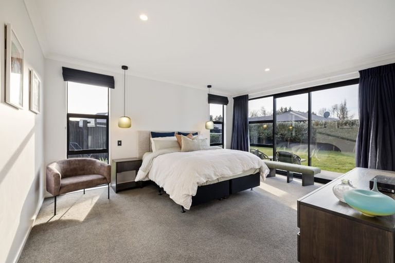 Photo of property in 14 Kohunga Crescent, Bottle Lake, Christchurch, 8083