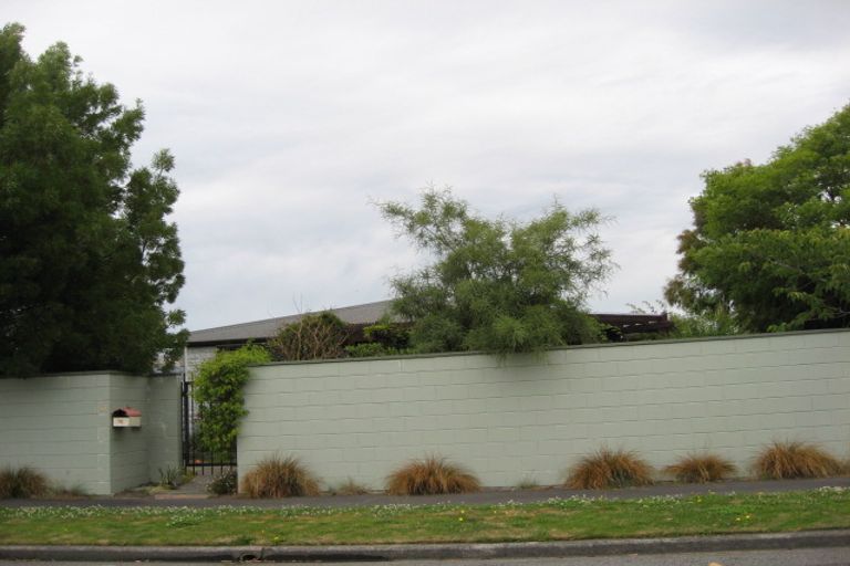 Photo of property in 76 Woolley Street, Avondale, Christchurch, 8061