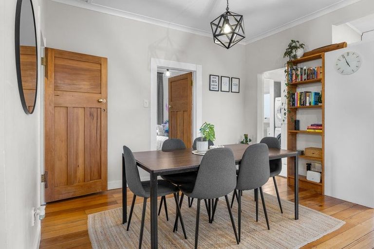Photo of property in 1/141 Colwill Road, Massey, Auckland, 0614