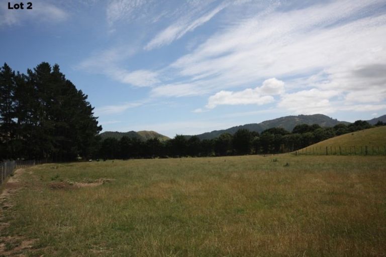Photo of property in 156 Akatarawa Road, Reikorangi, Waikanae, 5391