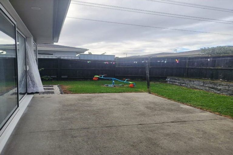 Photo of property in 9 Aero Place, Takanini, 2112