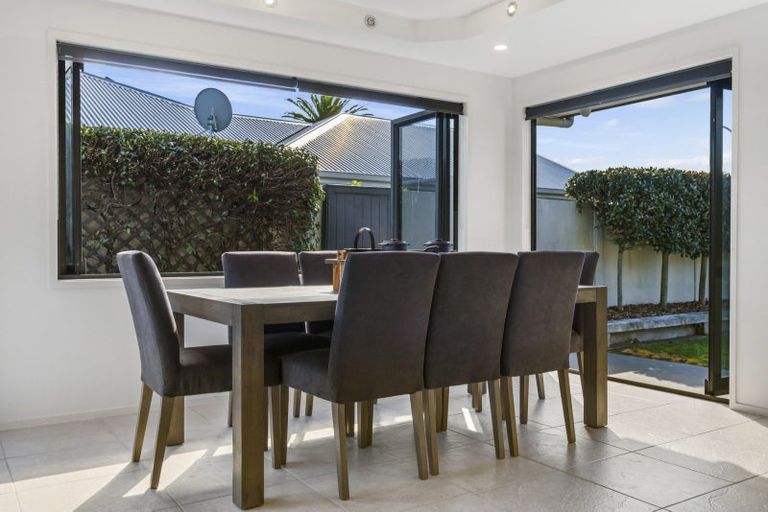 Photo of property in 6 Palazzo Drive, Papamoa Beach, Papamoa, 3118