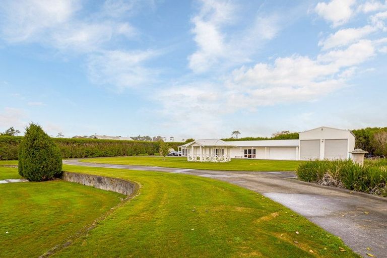 Photo of property in 430 Waitoki Road, Wainui, Silverdale, 0994