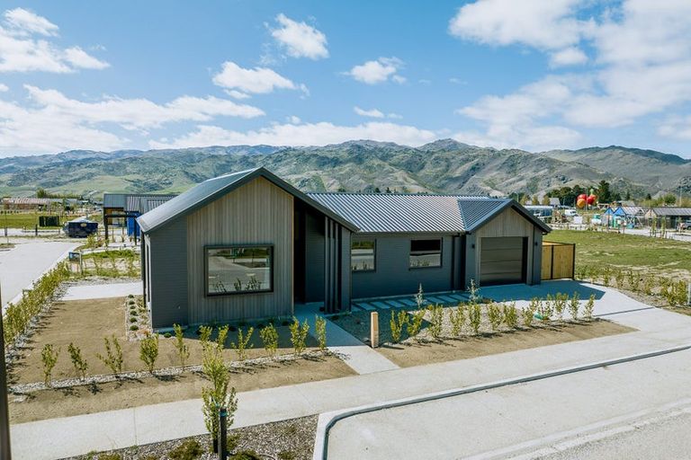 Photo of property in 6 Booth Drive, Cromwell, 9310