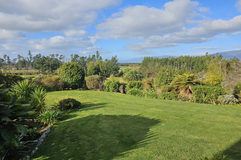 Photo of property in 170 Alma Road, Westport, 7892