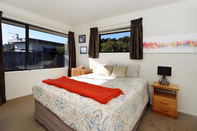 Photo of property in 5 Orpington Place, Stoke, Nelson, 7011