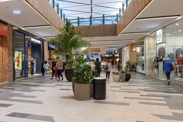 Photo of property in 17 Scoria Close, Pyes Pa, Tauranga, 3112