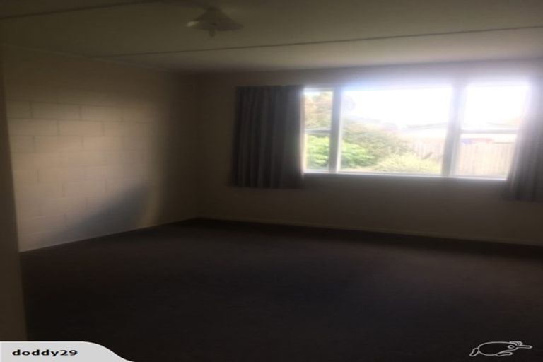 Photo of property in 1/3 Skerten Avenue, Hornby, Christchurch, 8042