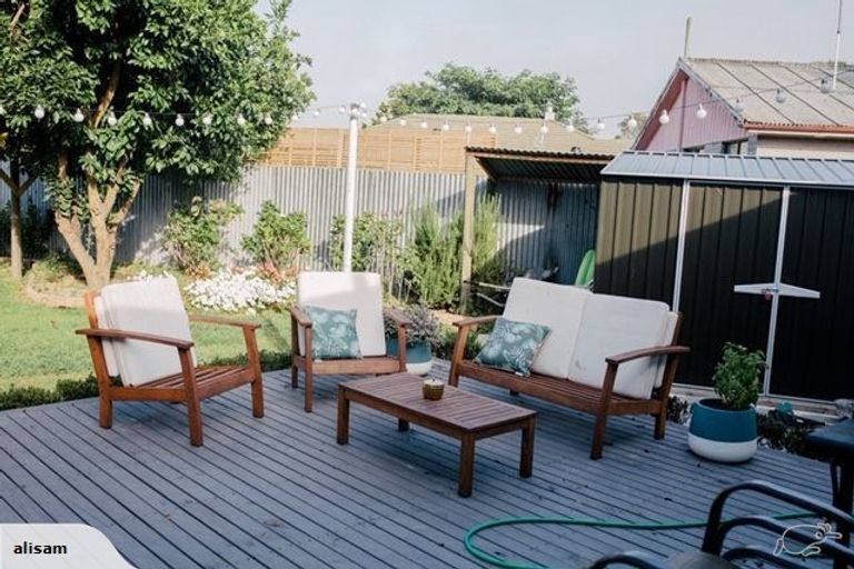 Photo of property in 15 Tasman Street, Havelock North, 4130