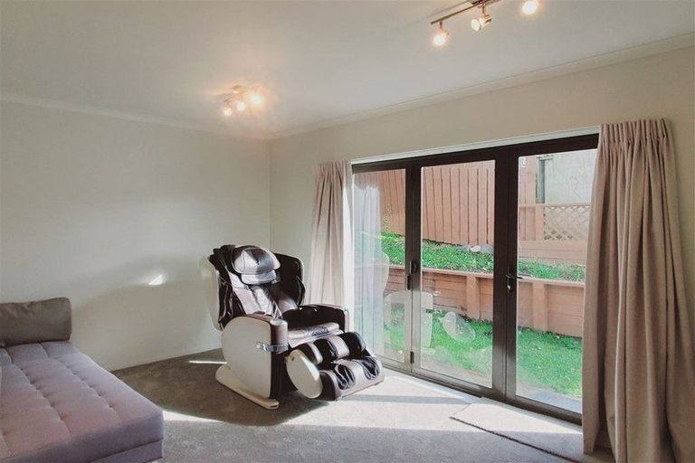 Photo of property in 38b Bay Street, Red Beach, 0932