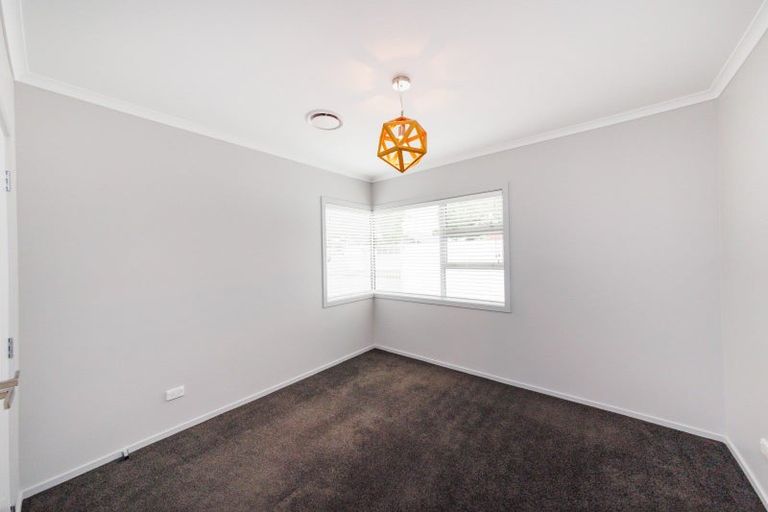 Photo of property in 1 Montgomery Terrace, Hokowhitu, Palmerston North, 4410