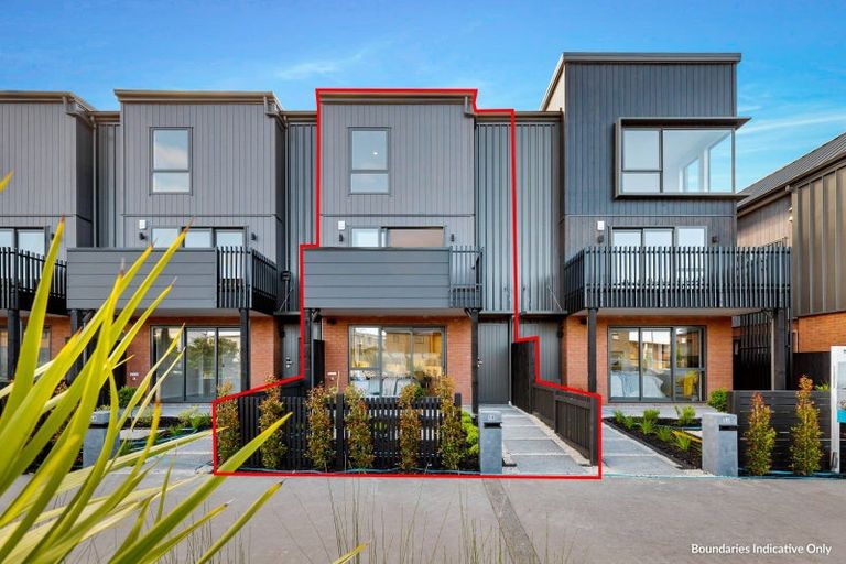 Photo of property in 50 Wallace Road, Hobsonville, Auckland, 0616