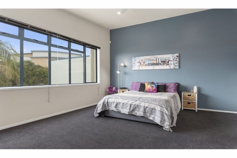Photo of property in 6/6-8 Pannill Place, Oteha, Auckland, 0632