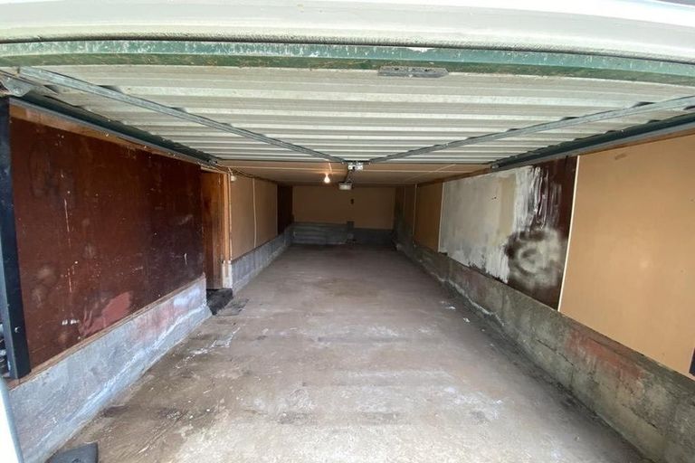 Photo of property in 18 Cambourne Road, Papatoetoe, Auckland, 2025