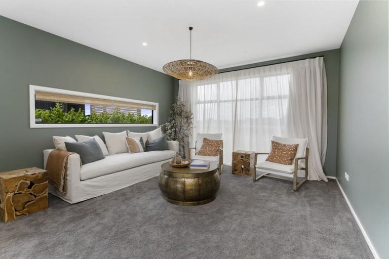 Photo of property in 45 Te Ara Kawakahia, Waikanae, 5036