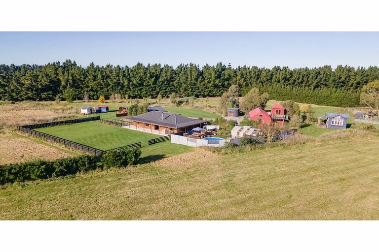 Photo of property in 2824 South Eyre Road, Eyrewell, Rangiora, 7476